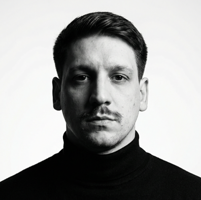 Eduardo, CEO e fundador da Place Creative Studio